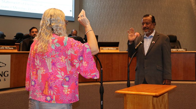 stories/abdl-khabeer-takes-oath.jpg