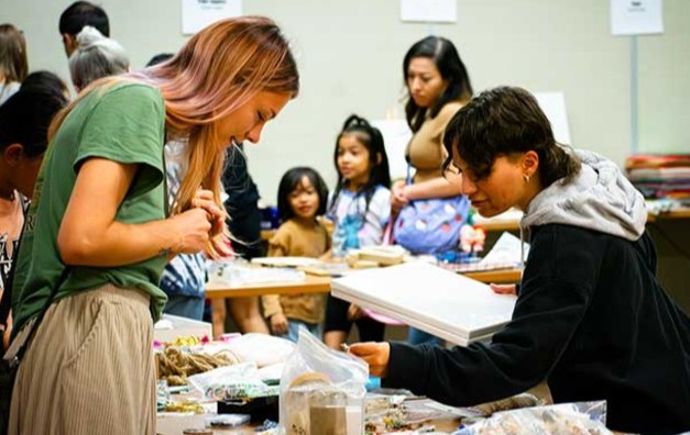 /irving_images/stories/irving-art-supply-swap.jpg