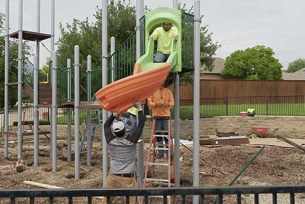 stories/irving-new-playgrounds.jpg
