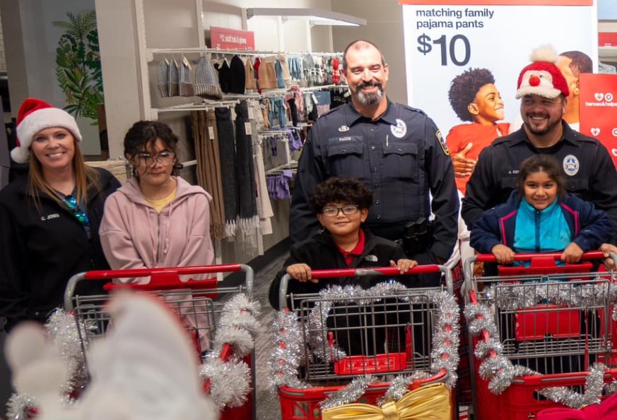 stories/irving-police-blue-christmas2024.jpg