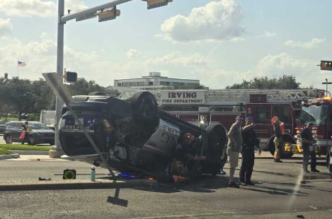stories/irving-police-overturn-072924.jpg